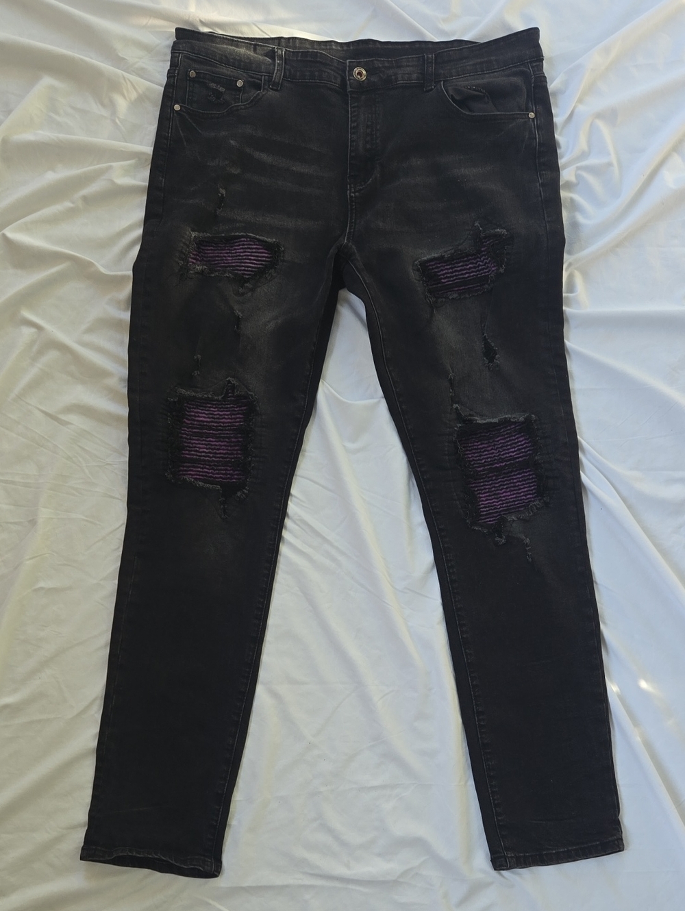 Mens's Black Distressed Jeans With In Legfront Purple Patches